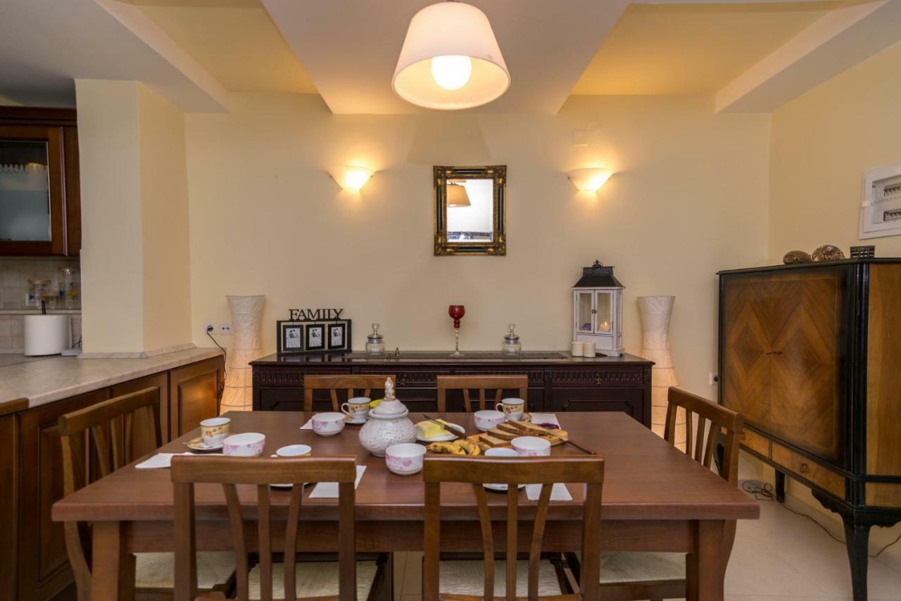 העיירה רתימנו George'S Poet Maisonette מראה חיצוני תמונה